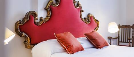 1 habitación, cortinas blackout, cunas gratuitas y wifi gratis