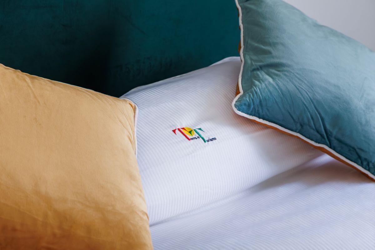 1 habitación, cortinas blackout, wifi gratis y ropa de cama 