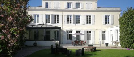 Chi tiết ngoại thất