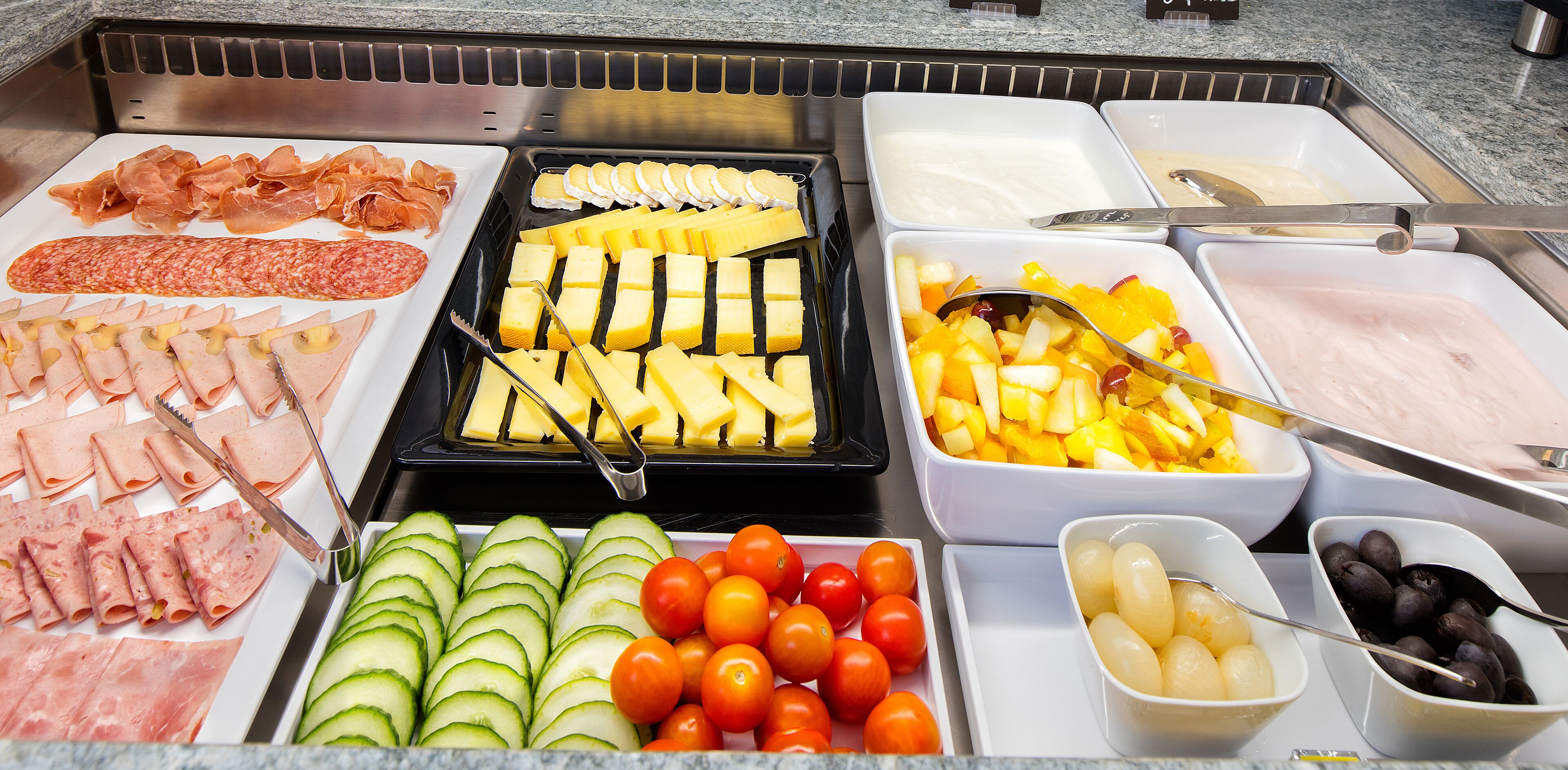 Kontinental morgenmad hver dag (25.00 CHF pr. person)