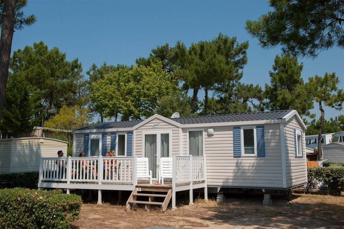 Comfort Cottage, 3 Bedrooms, Terrace | Iron/ironing board, cribs/infant beds, WiFi