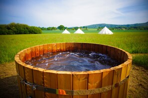 Exterior detail - Canvas and Stars at Hale Farm (Lewes)