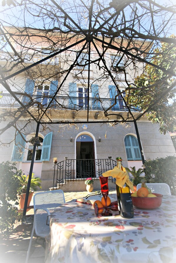 Ristorazione all'aperto