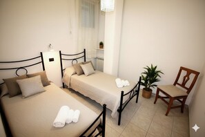 2 bedrooms, iron/ironing board