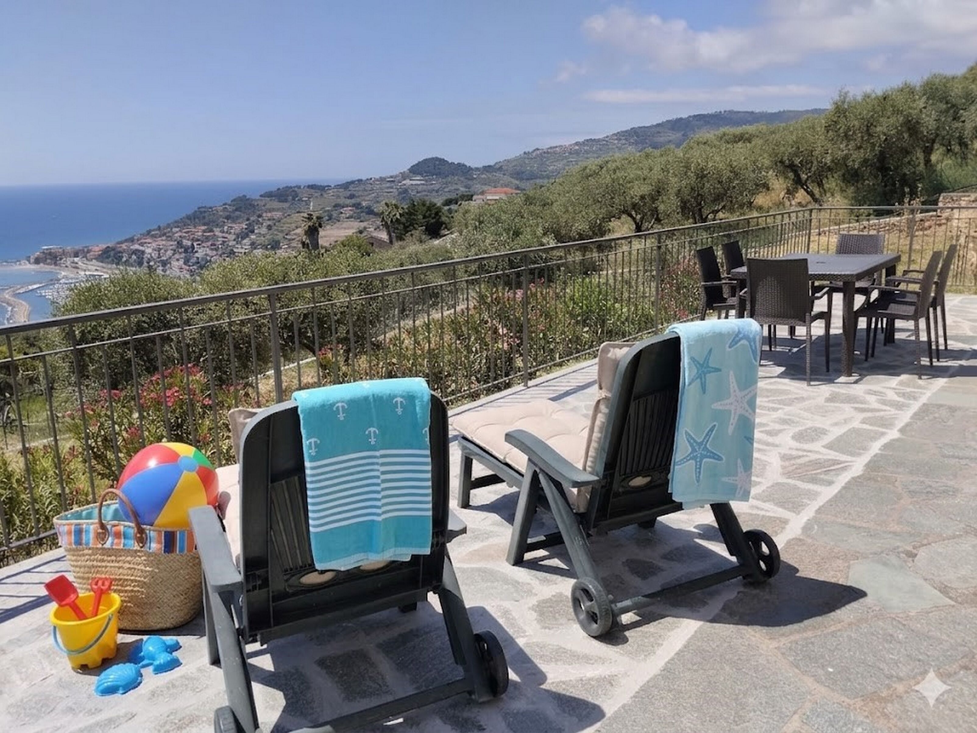 Apartment, 2 Bedrooms | Terrace/patio