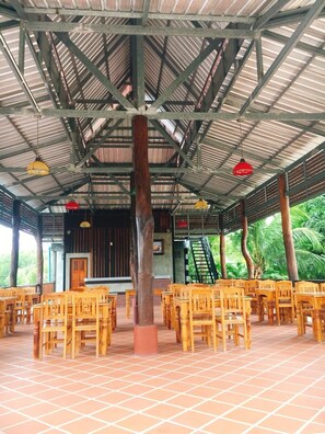 Breakfast, lunch, dinner served; seafood  - Bussarin Mansion (Ko Yao)