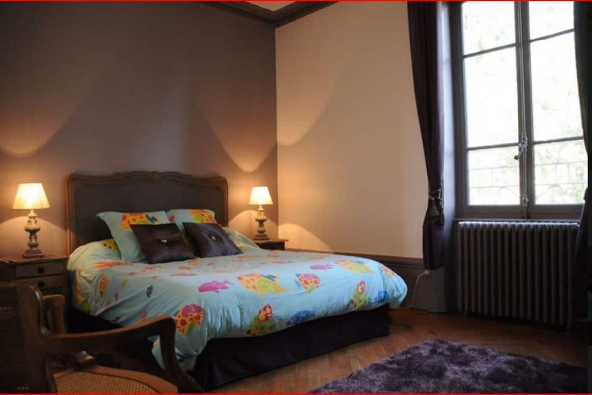 Double Room, Private Bathroom (Florentine) | Dihias secara berasingan, dilengkapkan perabot secara berasingan
