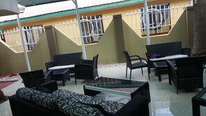 Breakfast, lunch and dinner served - Mexico Lodge (Dar es Salaam)