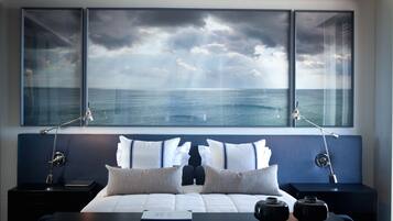 Luxury Villa | 5 bedrooms, premium bedding, in-room safe, desk