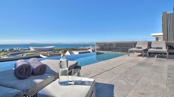 Outdoor pool, pool loungers