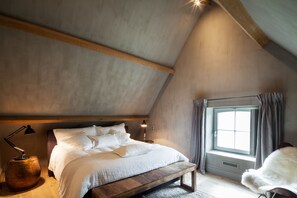 Suite, 1 King Bed
