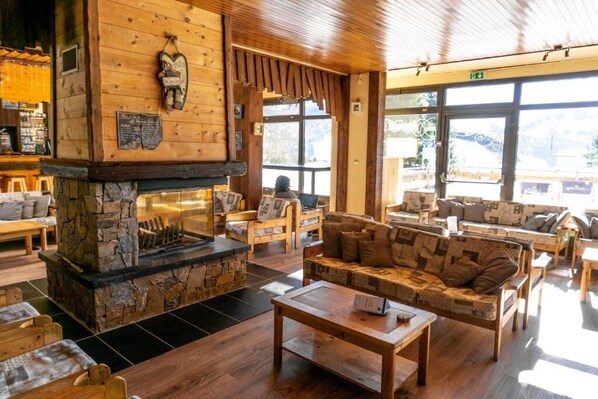 Lounge - Les Cimes du Léman (Habere-Poche)