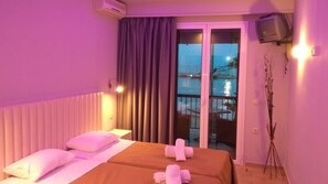 Basic Twin Room, 1 Bedroom, Balcony, Beach View | In-room safe, free WiFi, bed sheets - Onar Corfu Aparts & Studios (Corfu)