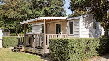 2 bedrooms, in-room safe, individually decorated, individually furnished