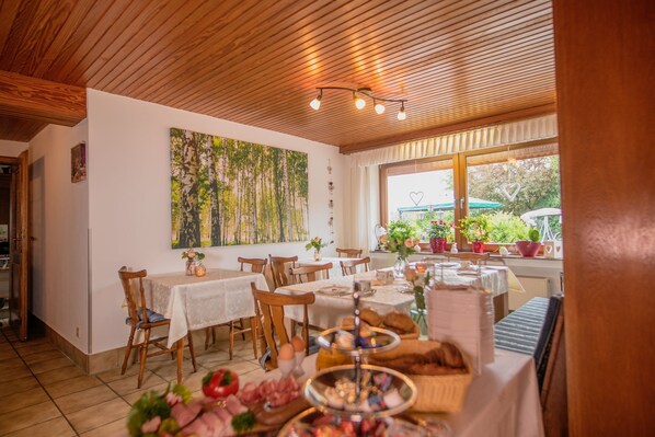 Petit déjeuner continental compris tous les jours