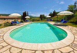2 outdoor pools, pool umbrellas, pool loungers - Agriturismo Due Ponti (Chianni)