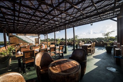 Bagan Vertex Hotel