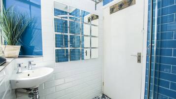 Apartment | Bathroom | Towels