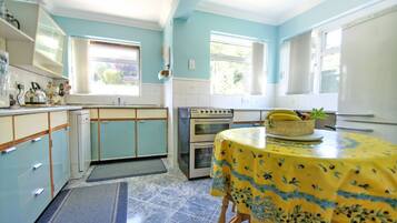 Bungalow | Interior