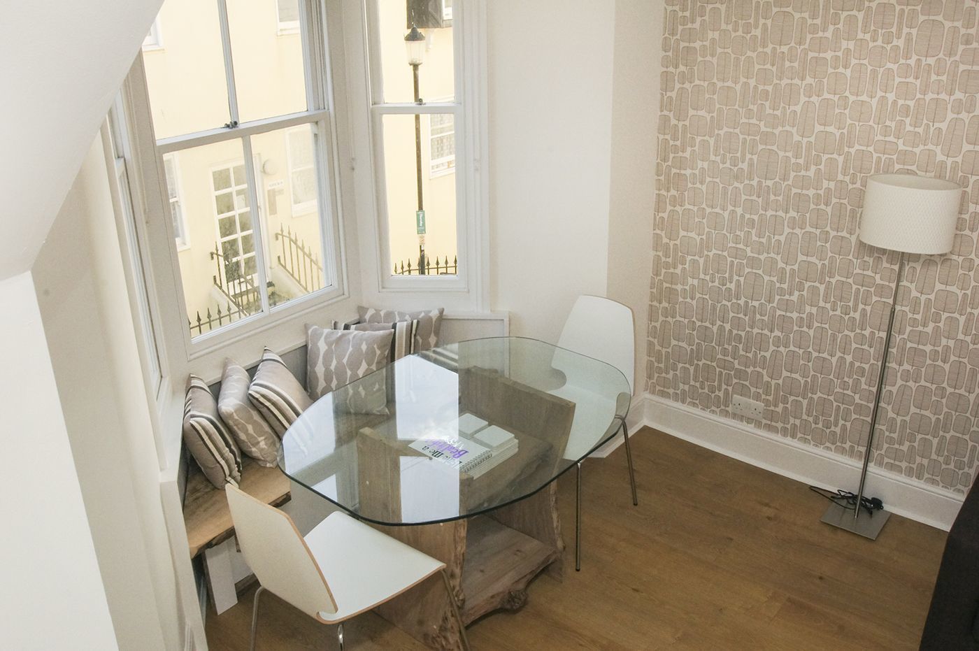 Apartment | Living area | Flat-screen TV