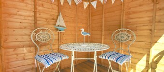 Brunswick Garden Studio Patio by Brighton Holiday Lets