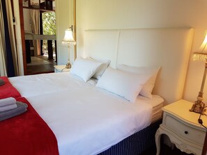 Cottage (Hendrik's ) | Rollaway beds, bed sheets