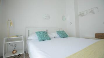 Appartamento | 3 camere, ferro/asse da stiro, Wi-Fi gratuito, lenzuola