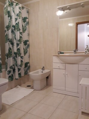 Haartrockner, Handtücher