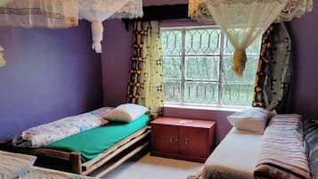 Standard Room, Shared Bathroom | Premium bedding, individually decorated, individually furnished, desk