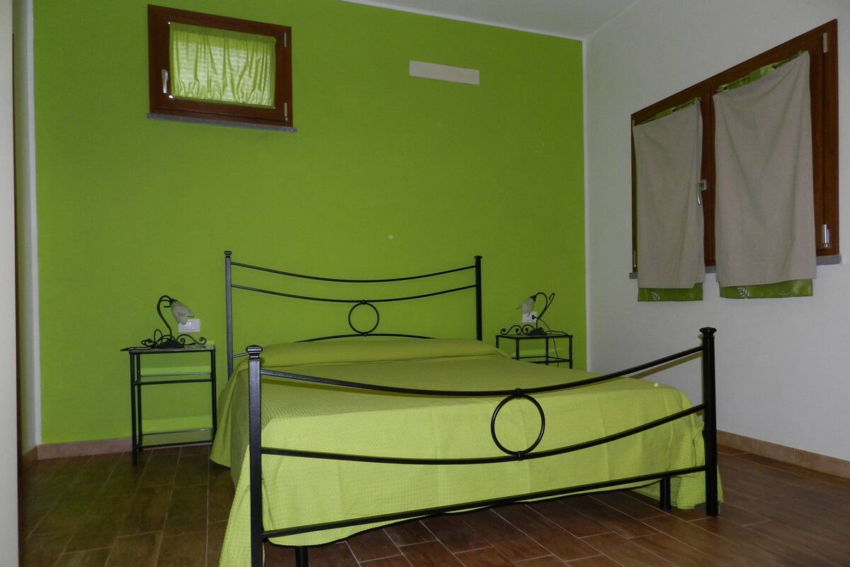 In-room safe, desk, blackout curtains, soundproofing