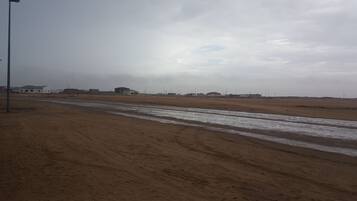 På stranden, liggestole