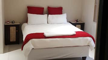 1 chambre, fer et planche Ă  repasser, Wi-Fi gratuit, draps fournis