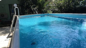 Buitenzwembad