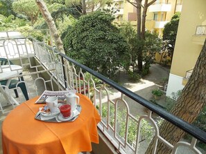 Doppel- oder Zweibettzimmer | Balkon