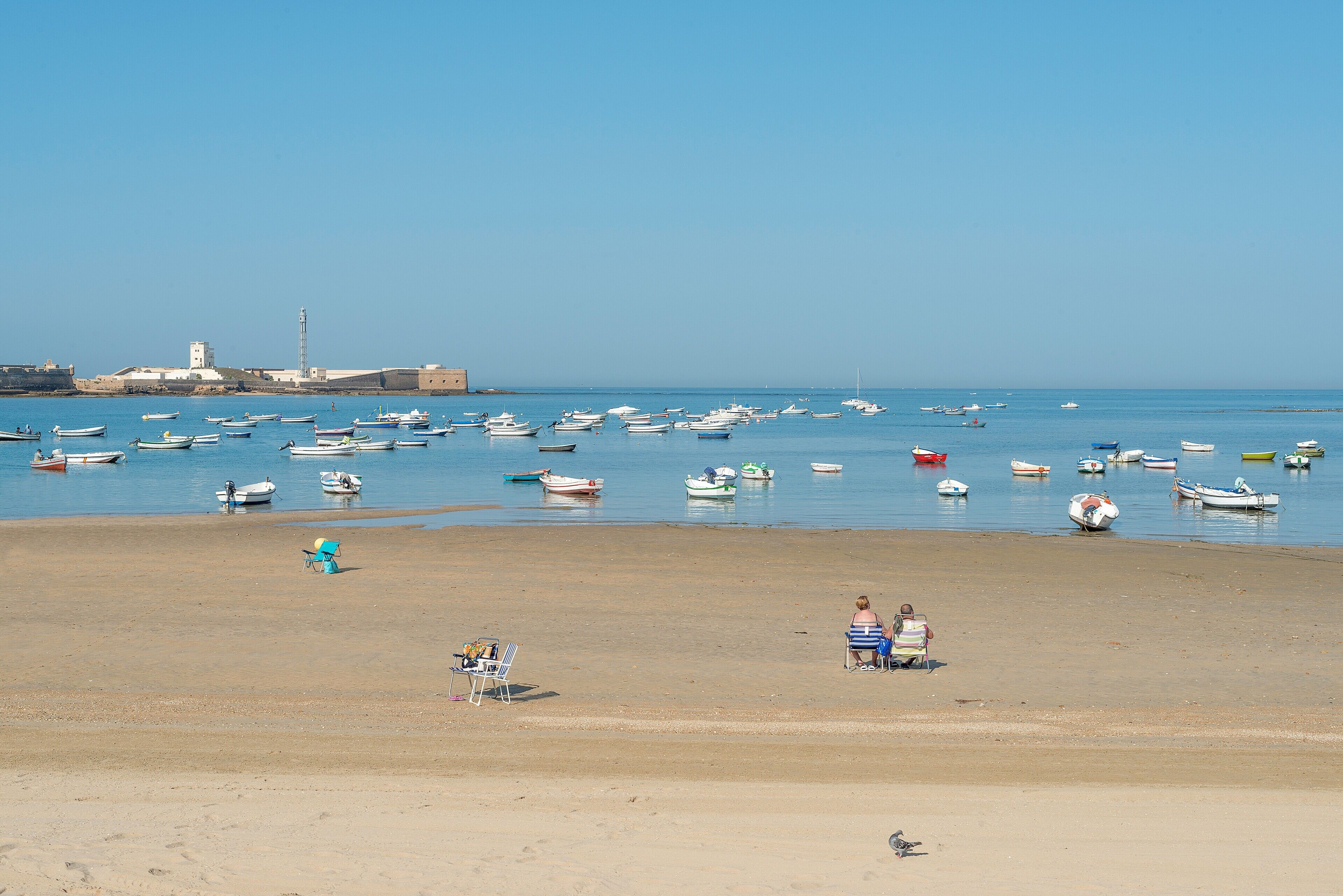 Una spiaggia nelle vicinanze