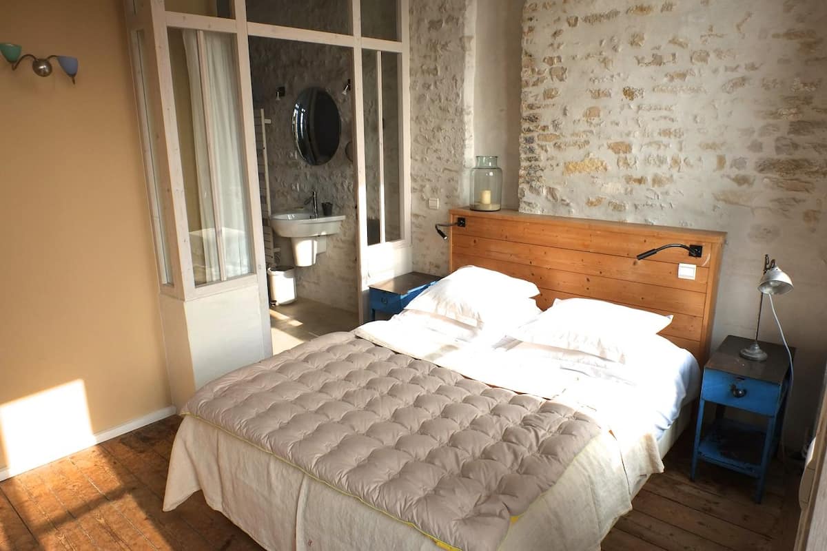 Suite, terras (Exceptionnelle) | 2 slaapkamers, individueel gedecoreerd, individueel gemeubileerd