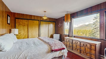 3 sovrum, wi-fi och sÀngklÀder