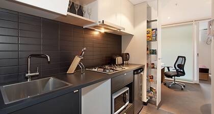 SUURI MELBOURNE CBD STUDIO -ASUNTO