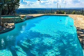 Pool - Spacious home with Canyon Lake views and a private pool (Canyon Lake)