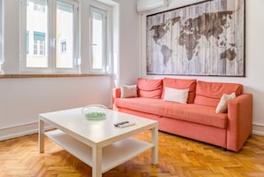 Appartement Ville, 6 chambres | Cuisine privée | Réfrigérateur grande capacité avec congélateur, four à micro-ondes