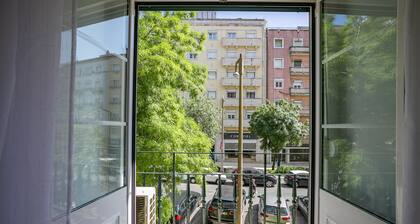 Home Out Rooms & Apartments