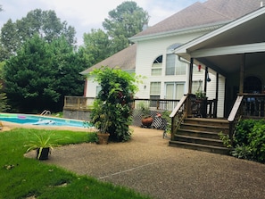 Front of property - Irenes Secret (Hot Springs)