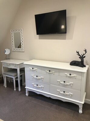 Chambre Double Deluxe, 1 très grand lit