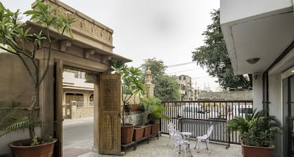 Shree Mohan Villas- Heritage Hotel