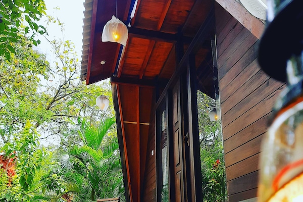 Minibar, in-room safe, individually decorated, individually furnished