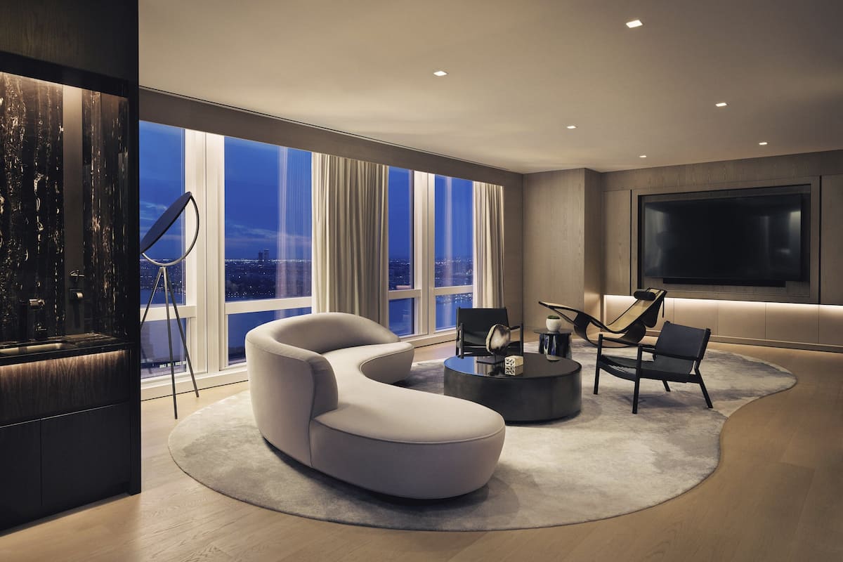 Suite (Equinox Penthouse) | Draps en coton égyptien, literie de qualité supérieure