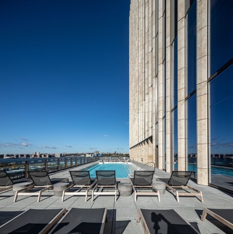 Equinox Hotel New York - view 2