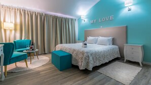 Suite | In-room safe, desk, soundproofing, WiFi (free) - Residencial Maciel (Peniche)