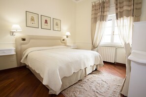 Superior Double or Twin Room (Green)