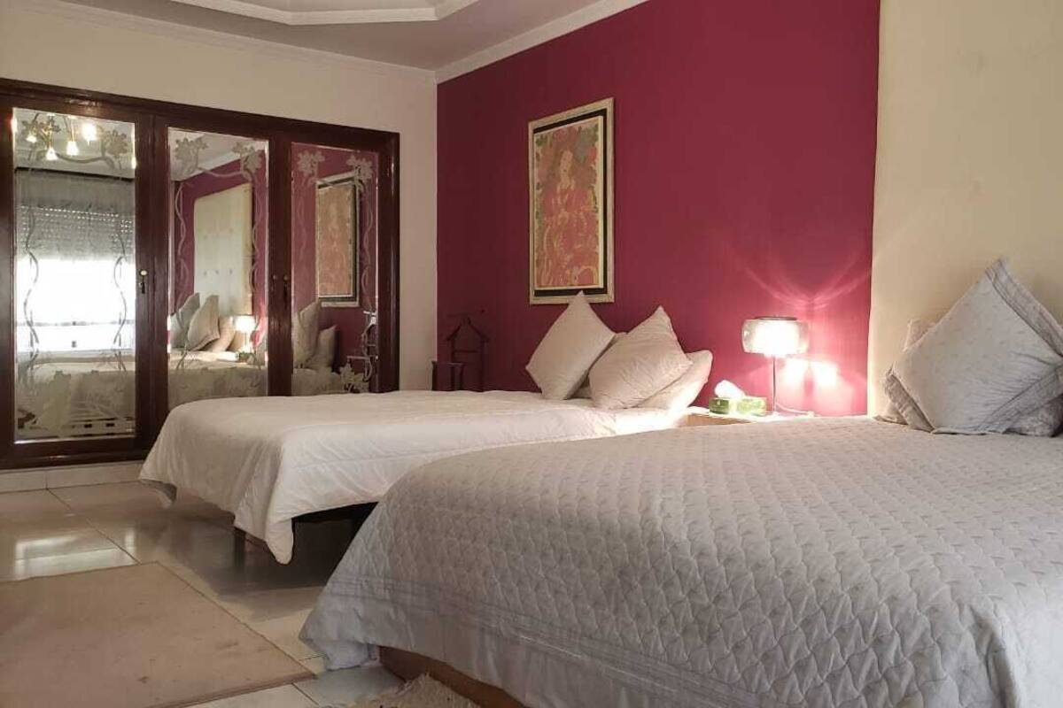 Select Comfort beds, individually decorated, individually furnished